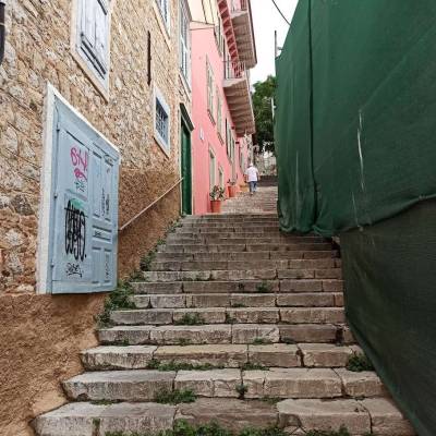 Η Πελοπόννησος παραμένει φτωχή