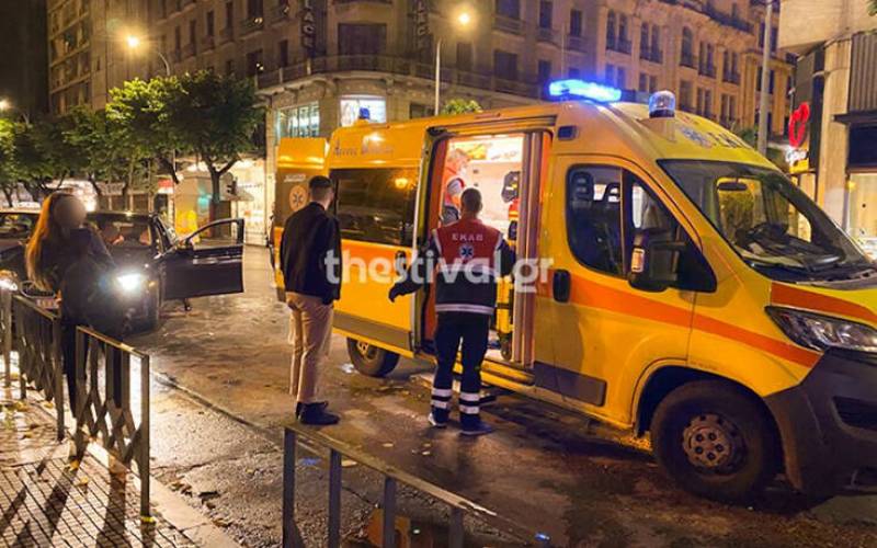 Τροχαίο στη Θεσσαλονίκη τα ξημερώματα - Πέντε άτομα στο νοσοκομείο