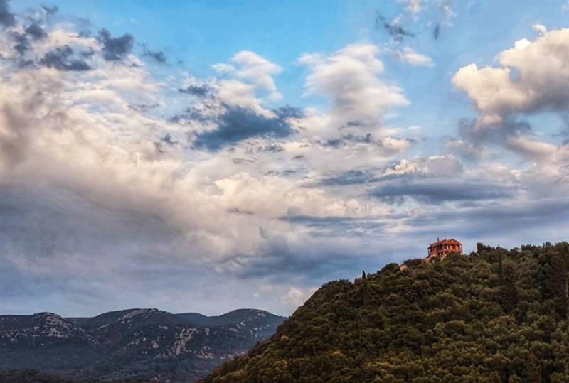 Καιρός: Ηλιοφάνεια με μικρή μείωση της θερμοκρασίας (Βίντεο)