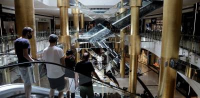 Ανοικτά από σήμερα mall, εκπτωτικά χωριά, κέντρα αισθητικής με click inside