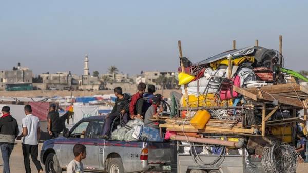 Σφοδροί βομβαρδισμοί στη Γάζα - Συνεχίζονται οι διαπραγματεύσεις στο Κάιρο (βίντεο)