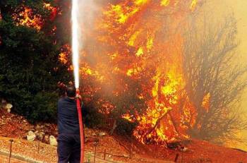 18,4 εκατ. ευρώ στους δήμους για αντιμετώπιση δασικών πυρκαγιών