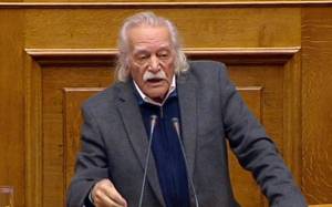 Γλέζος: Αδιανόητο να συμπεριλάβει ο ΣΥΡΙΖΑ στα ψηφοδέλτιά του, βουλευτές της σημερινής Βουλής