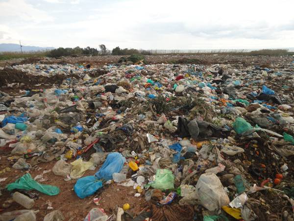 Πατσαρίνος κατά Τατούλη για τη διαχείριση των σκουπιδιών