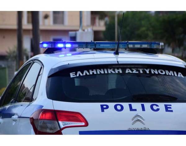 Κατασχέθηκαν 6.103 απομιμητικά προϊόντα και 344 πακέτα τσιγάρων