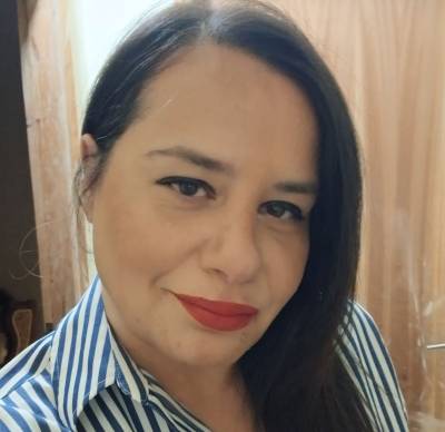 Ραντεβού με τον Άη Βασίλη δίπλα στο τζάκι για ένα διθυραμβικό ταξίδι με 2026 ευχές για ένα άμεινον και βέλτιστο έτος