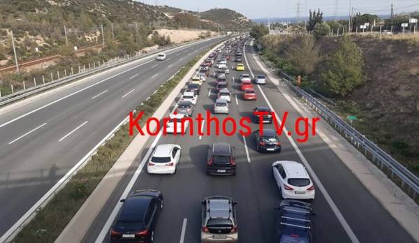 Τροχαίο στην Αθηνών - Κορίνθου: Δύο τραυματίες