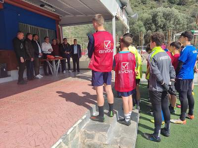 Δήμος Καλαμάτας: Παρέδωσε δύο απινιδωτές στην ΕΠΣ Μεσσηνίας