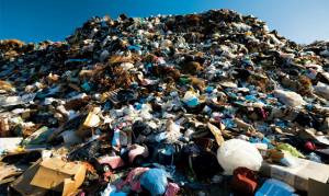 Τέλος στον εφιάλτη των σκουπιδιών βάζει η Ελλάδα