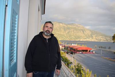 Ο Παναγιώτης Λαμπρινίδης στην «Ε»: «Ονειρο μου να αποκτήσει η Καλαμάτα  μια νέα σύγχρονη πινακοθήκη»