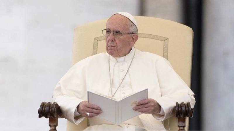 Πάπας Φραγκίσκος για κοροναϊό: Προσεύχομαι για τους νεκρούς, τους ασθενείς και τις οικογένειες των θυμάτων