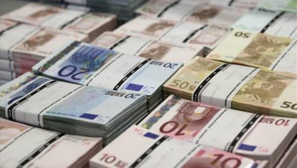 ΔΝΤ: Στα 900 δισεκ. ευρώ τα μη εξυπηρετούμενα δάνεια στις ευρωπαϊκές τράπεζες