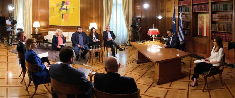 Διανακαλική συνέντευξη Τσίπρα στην περιφερειακή τηλεόραση: Απόψε στις 10 στο IONIAN TV