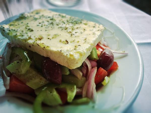 Η χωριάτικη σαλάτα της Καρδαμύλης στα καλύτερα ελληνικά πιάτα, σύμφωνα με την "Telegraph"