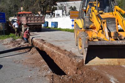 Αντικατάσταση των αμιαντοσωλήνων στην Κάτω Μέλπεια (βίντεο)