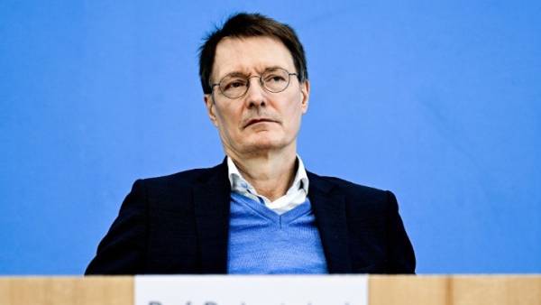 Γερμανία: Την απαγωγή του υπ. Υγείας σχεδίαζε οργάνωση αρνητών του κορονοϊού