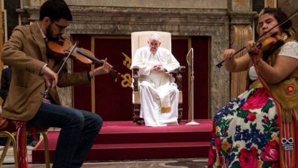 Βατικανό: Συγγνώμη από πάπα Φραγκίσκο για την &quot;πολιτιστική γενοκτονία&quot; των αυτοχθόνων του Καναδά
