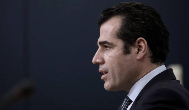 Πλεύρης: Τα νοσοκομεία λειτουργούν κανονικά - Τι θα γίνει με όσους έχασαν τους εμβολιασμούς