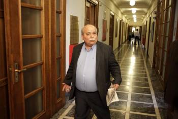 Βούτσης: "Δεν είναι στον άμεσο προγραμματισμό της κυβέρνησης η διενέργεια δημοψηφισμάτος ή εκλογών"