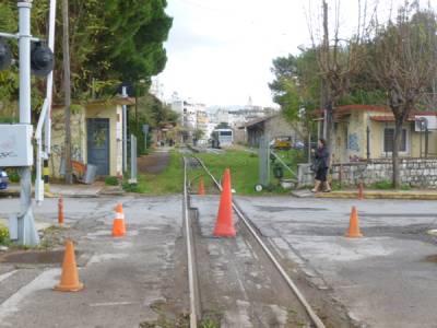 Στάθμευση στις γραμμές 