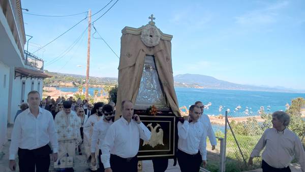Λαμπρός ο εορτασμός του πολιούχου της Κορώνης Αγίου Δημητρίου