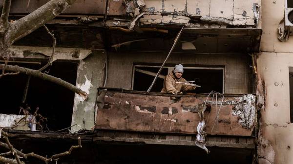 Πόλεμος στην Ουκρανία: Εφιαλτική πρόβλεψη από την Παγκόσμια Τράπεζα – Το ΑΕΠ της χώρας κάνει «βουτιά» κατά 45%