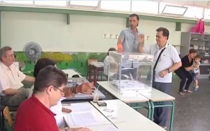 Αυξάνονται τα εκλογικά τμήματα για τους Έλληνες του εξωτερικού (Βίντεο)