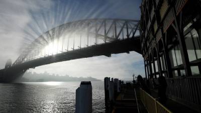 Η Αυστραλία θα προσφέρει τρεις ώρες δωρεάν ηλιακής ενέργειας την ημέρα σε εκατομμύρια καταναλωτές