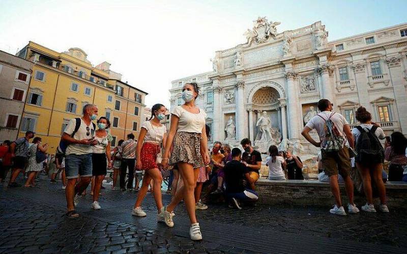 Ιταλία: Για πρώτη φορά από τα μέσα Μαΐου, τα κρούσματα κορονοϊού ξεπέρασαν τα 1.000 σε ένα 24ωρο