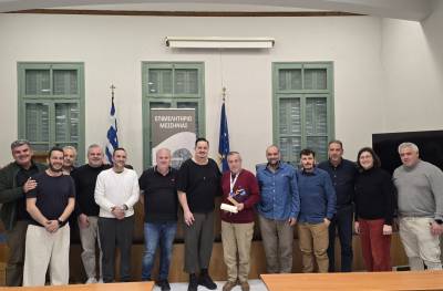 Ο Ανδρέας Ζαγάκος επίτιμος πρόεδρος του Συλλόγου Καταστημάτων Εστίασης &amp; Αναψυχής Καλαμάτας