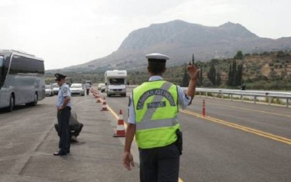 Πελοπόννησος: Αυξημένα μέτρα της Τροχαίας για την 28η Οκτωβρίου