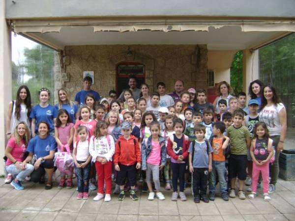 Μαθητές από την Ηλεία στο σταθμό του Συλλόγου "Αρχέλων"