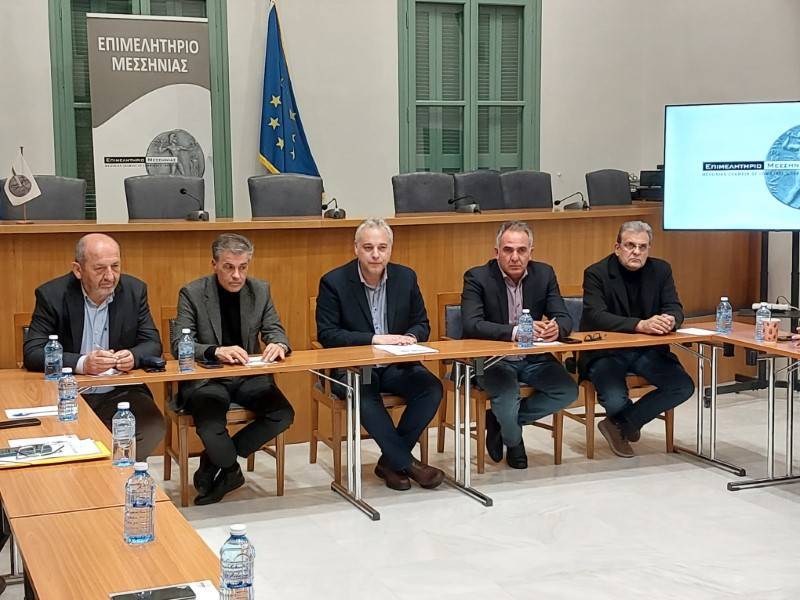 Επιστολή Επιμελητηρίων Πελοποννήσου σε Πιερρακάκη: Ανάγκη διορθώσεων στη νέα δράση για μικρομεσαίες επιχειρήσεις