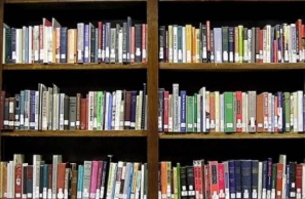 Το εφορευτικό συμβούλιο βιβλιοθήκης Πεταλιδίου απαντάει στη Μπούζα
