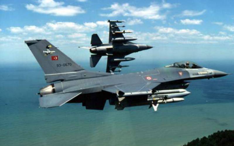 Υπερπτήσεις τουρκικών F-16 πάνω από Λέσβο και Χίο