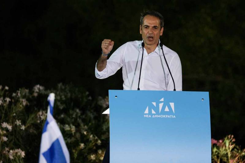 Μητσοτάκης: &quot; Η αναγέννηση της Ελλάδας θα έλθει μόνο από μια ισχυρή κυβέρνηση με μια μεγάλη λαϊκή πλειοψηφία&quot;