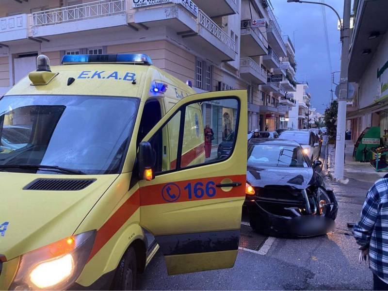 Τροχαίο με τραυματισμό στο κέντρο της Καλαμάτας