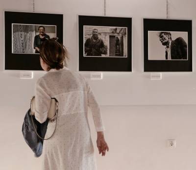 6 μικρές... τεράστιες εκθέσεις που αξίζει να δείτε αυτές τις μέρες