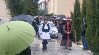 Καλαμάτα: Κηδεύτηκαν οι 3 άτυχες γυναίκες, που σκοτώθηκαν στην ταβέρνα