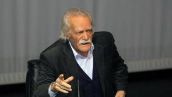 Γλέζος: Τη λύση για τις αποζημιώσεις θα τη δώσει ο γερμανικός λαός