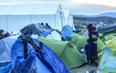 Επί Τάπητος: Ιστορίες καλοκαιρινής τρέλας