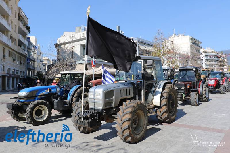 Δυναμική κινητοποίηση αγροτών στην Καλαμάτα - Διεκδικούν λύσεις στα σοβαρά προβλήματά τους (βίντεο)