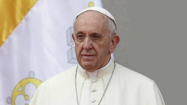 Πάπας Φραγκίσκος: Πρέπει να σιγήσουν τα όπλα