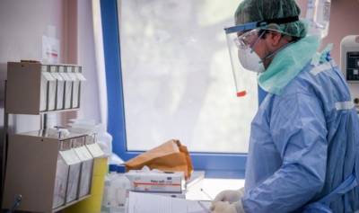 Βασιλακόπουλος: Έχουμε χάσει 3 Ελληνόπουλα από κορονοϊό - Κάθε βδομάδα σχεδόν ένα παιδί νοσηλεύεται σε ΜΕΘ (Βίντεο)