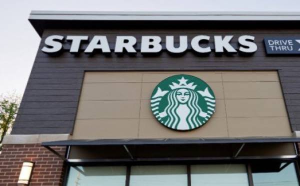 ΗΠΑ: Η Starbucks απέλυσε εργαζόμενους που ήθελαν να συνδικαλιστούν!