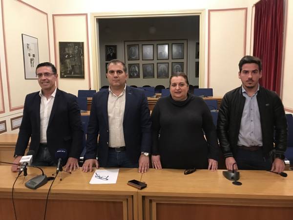 Καλαμάτα: Πλαίσιο προγράμματος και τρειςυποψηφίους παρουσίασε ο Βασιλόπουλος