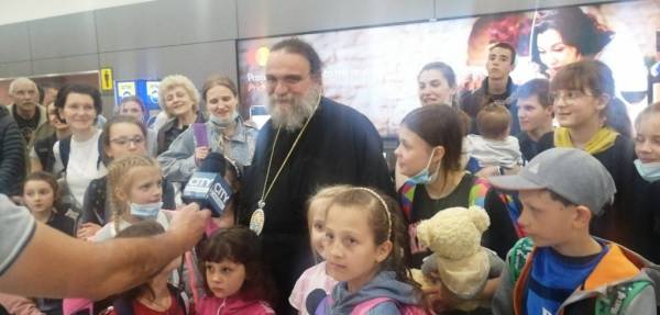 Πενήντα πέντε παιδιά από την Ουκρανία έφθασαν στην Κύπρο