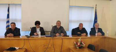 Εκτός τεχνικού προγράμματος η πλατεία Γαργαλιάνων - Ευθύνες από Λεβεντάκη στην αντιπολίτευση