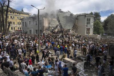 Ρωσική θηριωδία σε νοσοκομείο παίδων στην Ουκρανία (βίντεο)