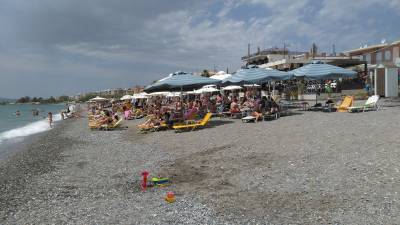 Καλοκαιρινό σκηνικό στην Παραλία της Καλαμάτας